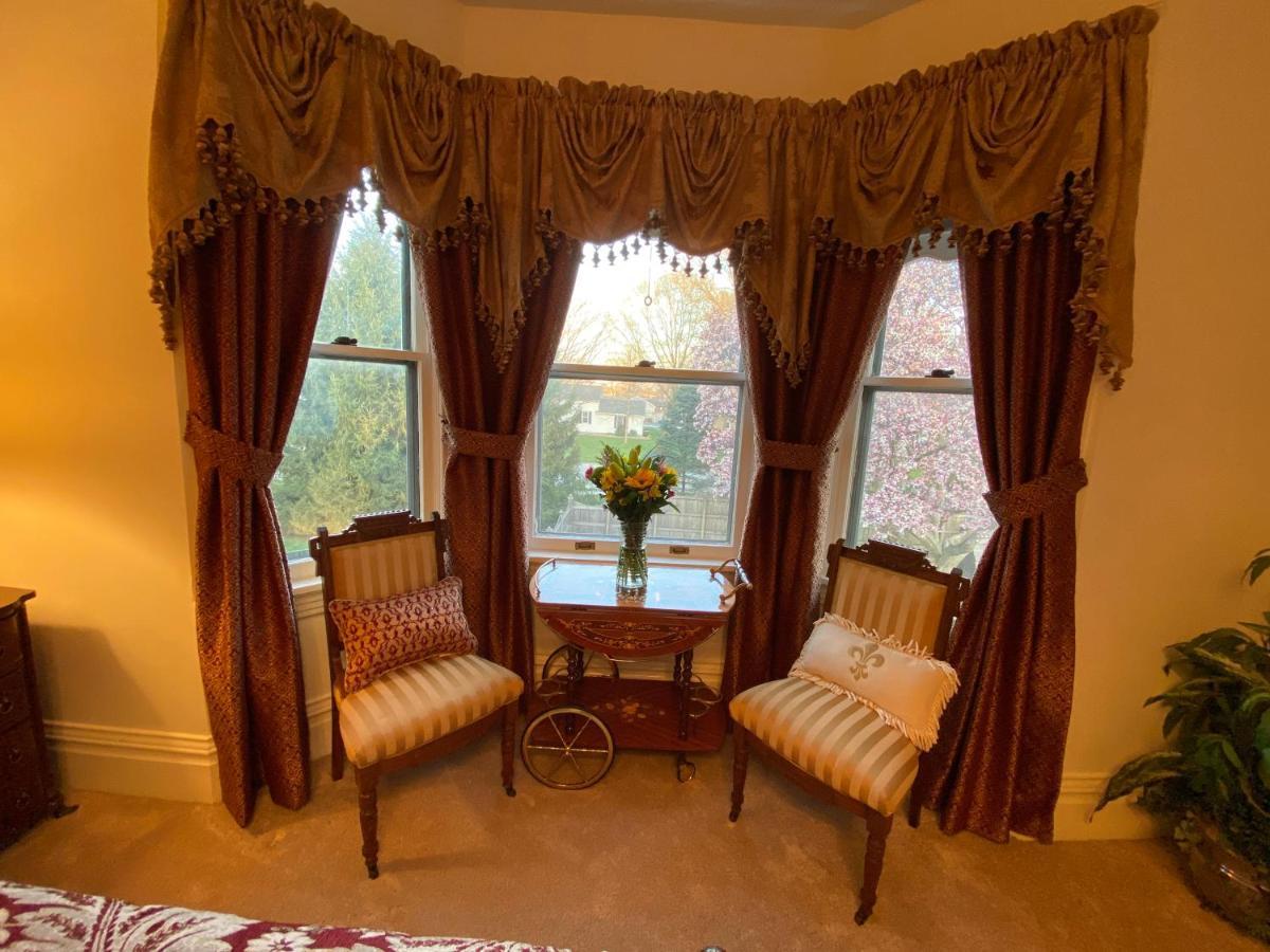 Breese Inn Экстерьер фото
